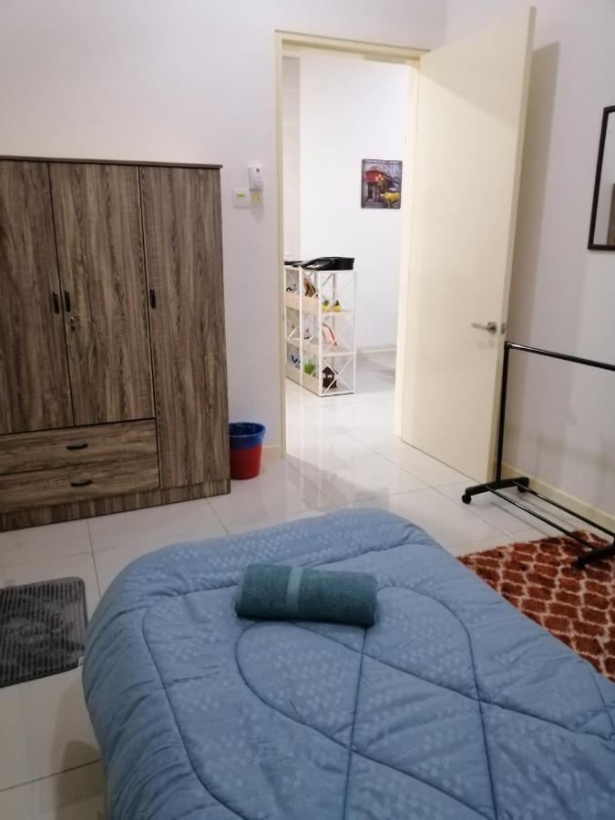 A&D Home-Stay @Kota Warisan, Sepang Esterno foto